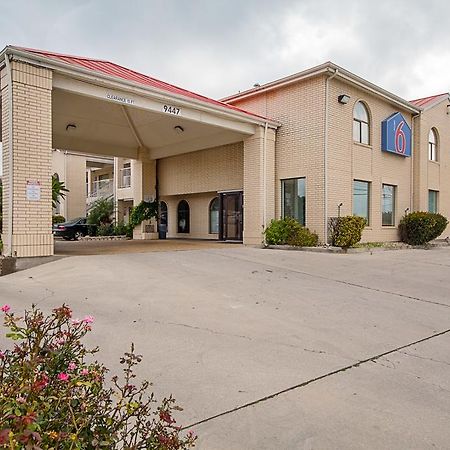 Motel 6-San Antonio, Tx - Fiesta Trails Экстерьер фото